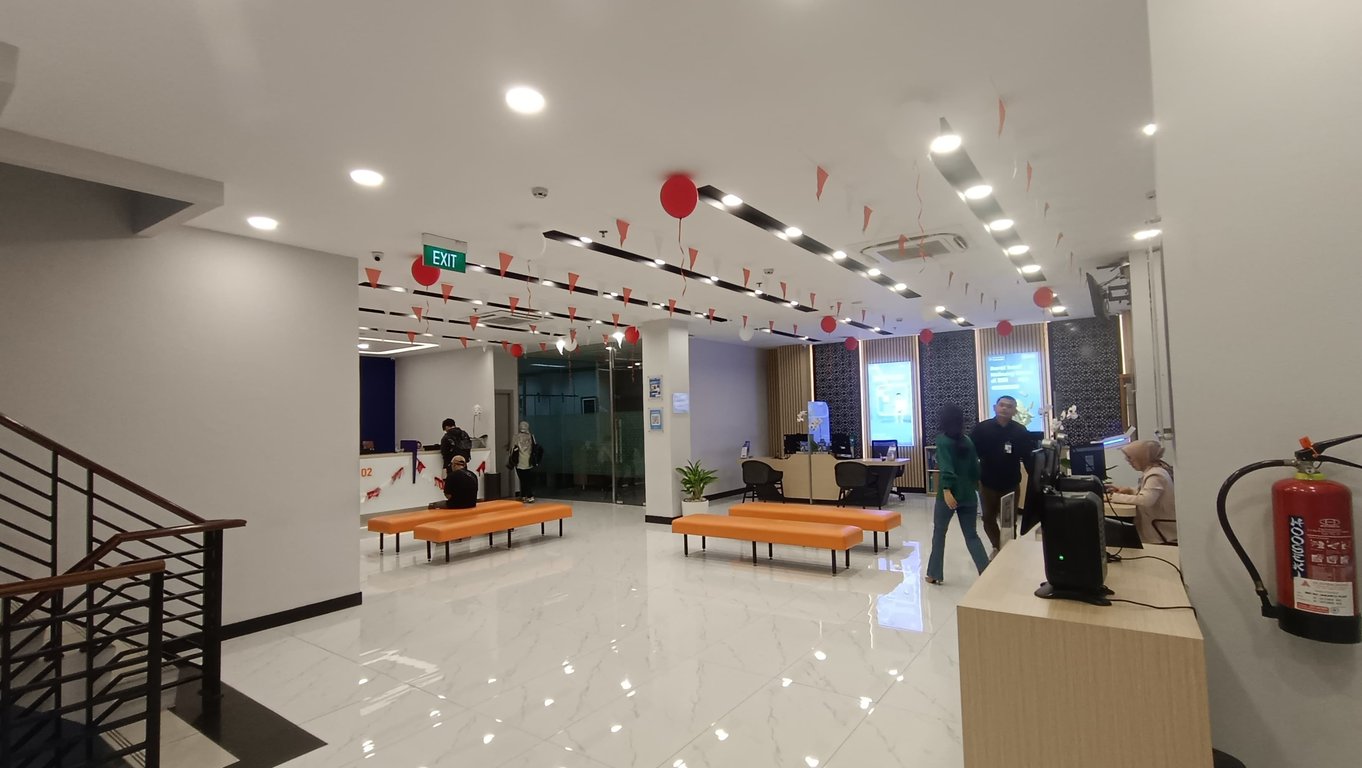 Sambut HUT ke-81 RI, BRI BO Pluit Semarakkan Kantor dengan Dekorasi Nuansa Merah Putih